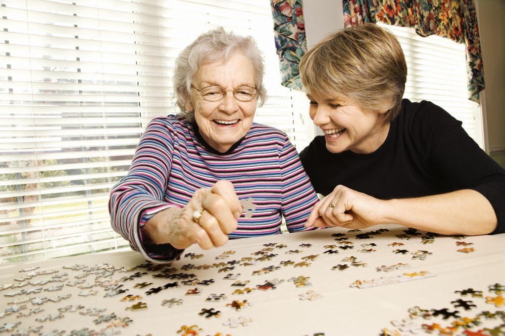 5 Cognitive Puzzles to Try With Your Assisted Living Residents