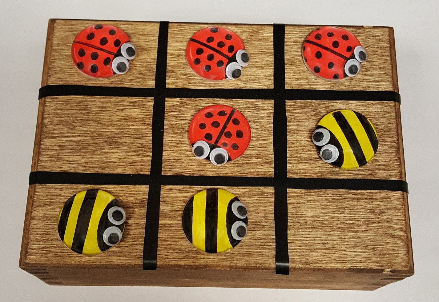 LadyBug & Bee Tic Tac Toe – Summer Craft