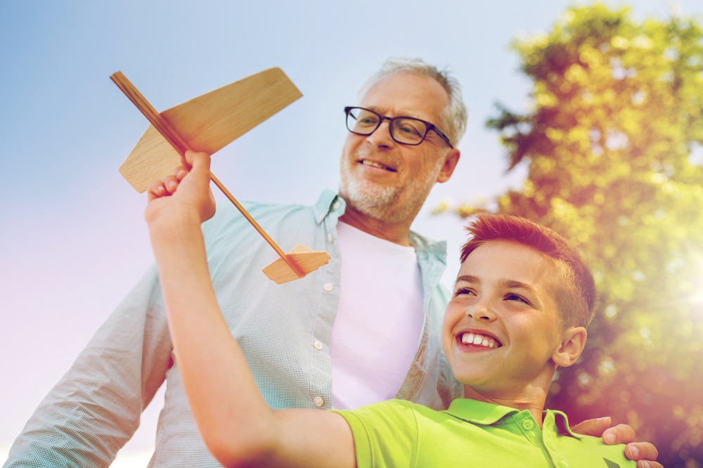 7 Ways to Celebrate National Aviation Day with Senior Residents