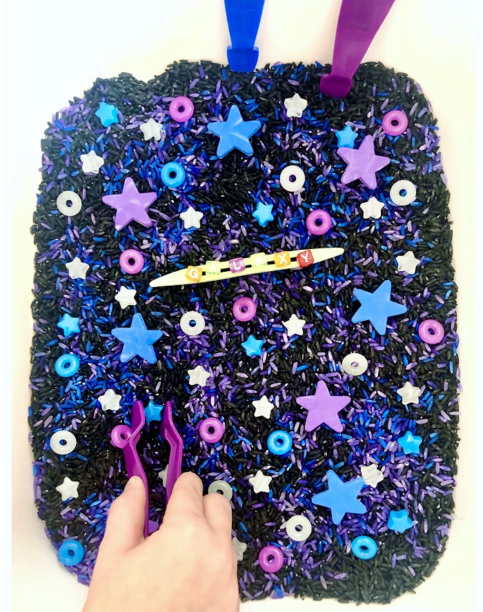 How To Make A Galaxy Themed Sensory Bin