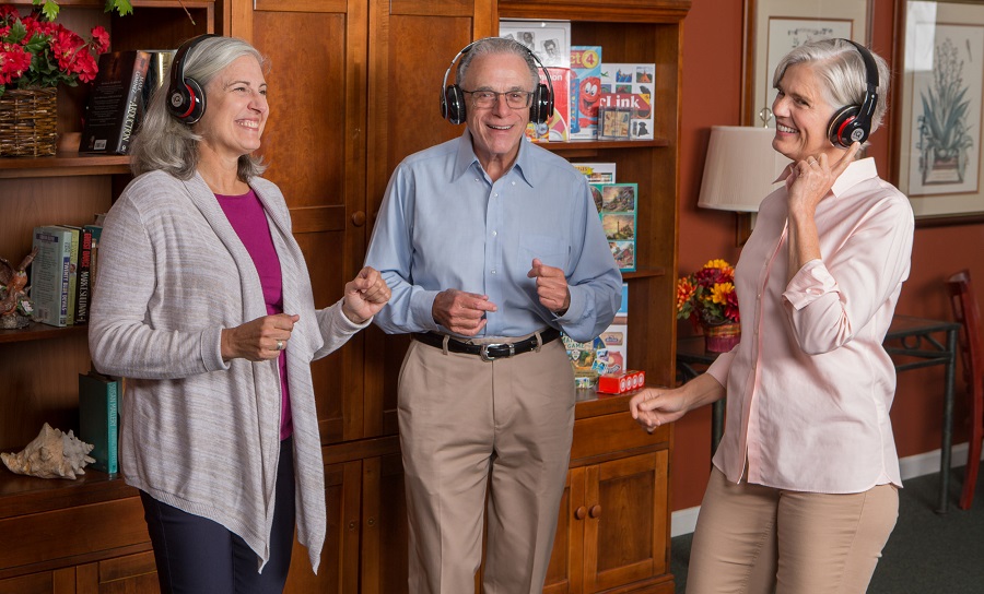 Indoor Summer Activity Ideas for Senior Residents