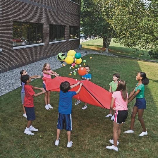 Parachute Games with a Ball