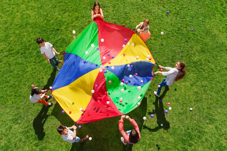 Parachute Games for Kids – PE and Camp Activities