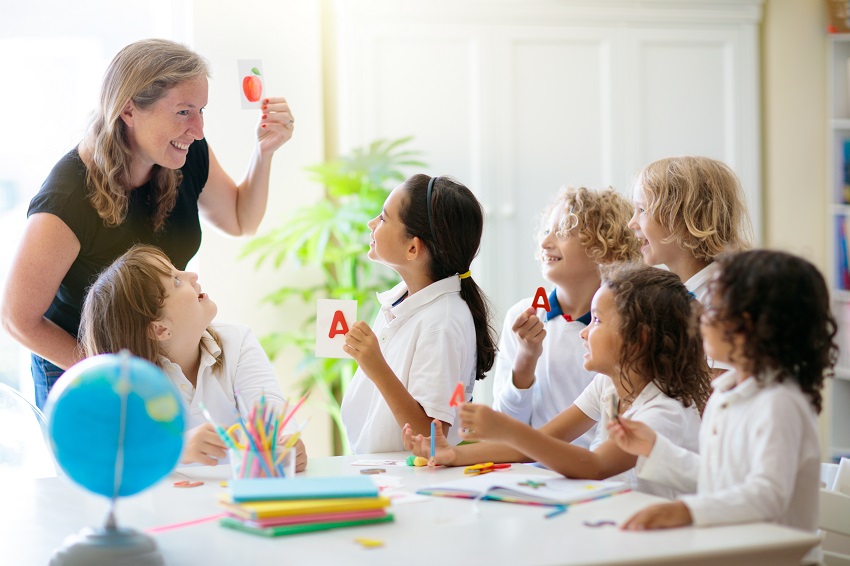 student phonics learning