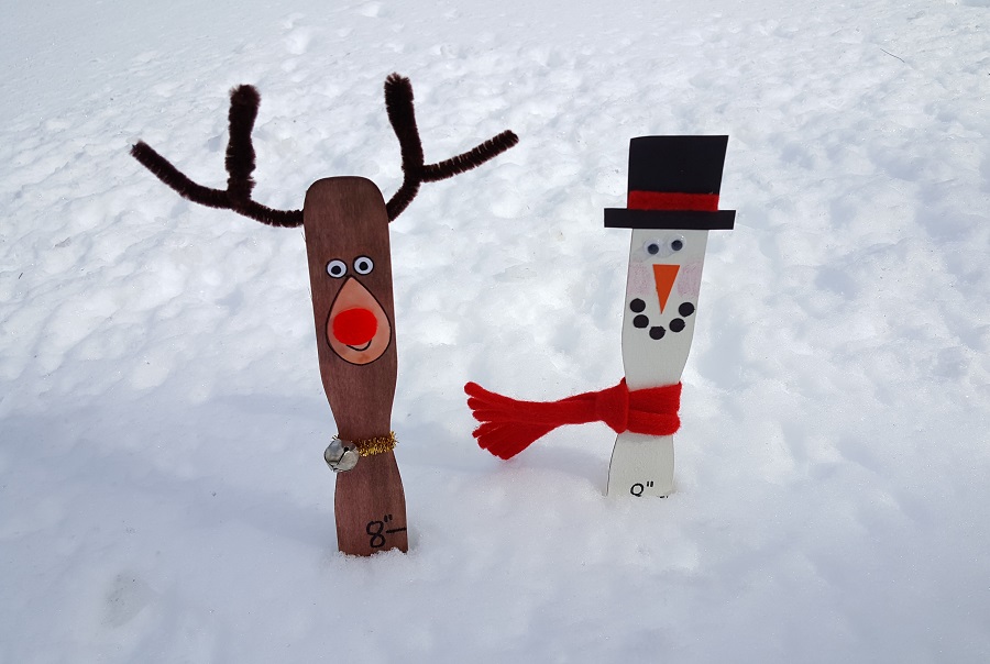 DIY Snowman and Reindeer Measuring Sticks – Winter Craft for Kids