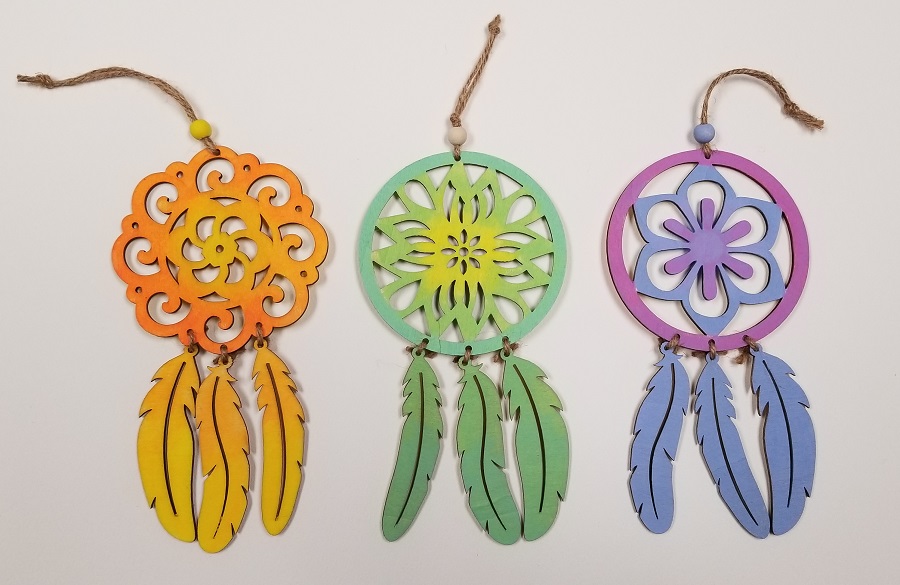 7 Feather Crafts & Designs for DIY Lovers
